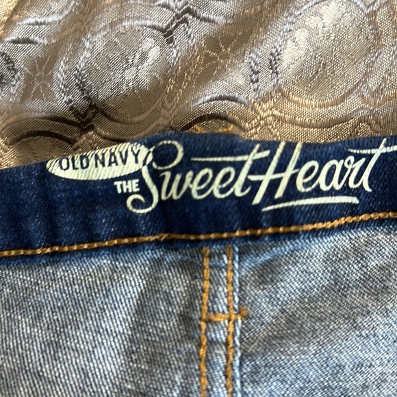 Old Navy midthigh shorts size 16 stretchy - Picture 3 of 8